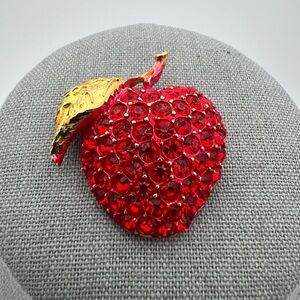 Rapallo - Vintage Bright Red Rhinestone Gold Tone Apple Brooch